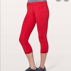 Red lululemon speed up cropped leggings (21”)